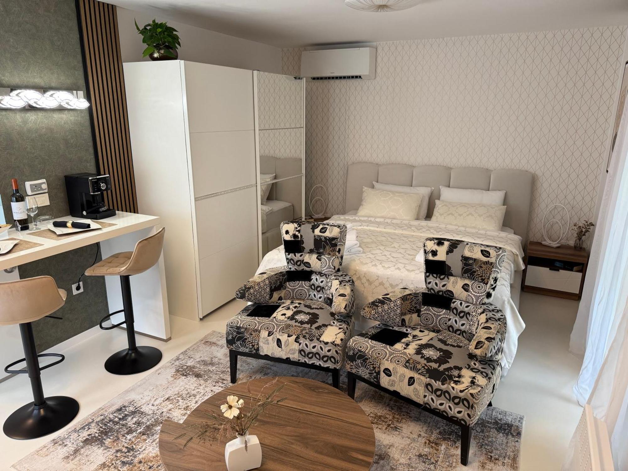 Apartmani Beril Lux Rovigno Esterno foto