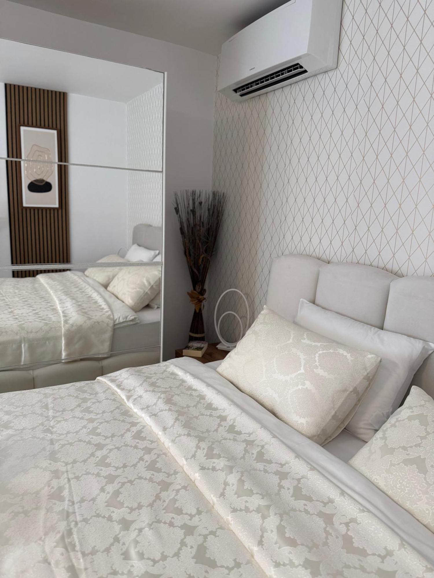 Apartmani Beril Lux Rovigno Esterno foto